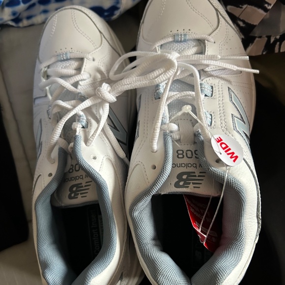 Ladies - Picture 5 of 9